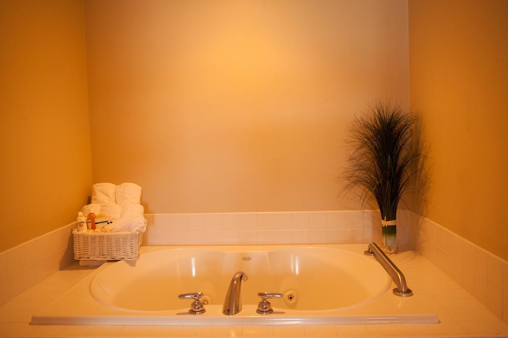 Edgewater Resort Ephraim Kamer foto